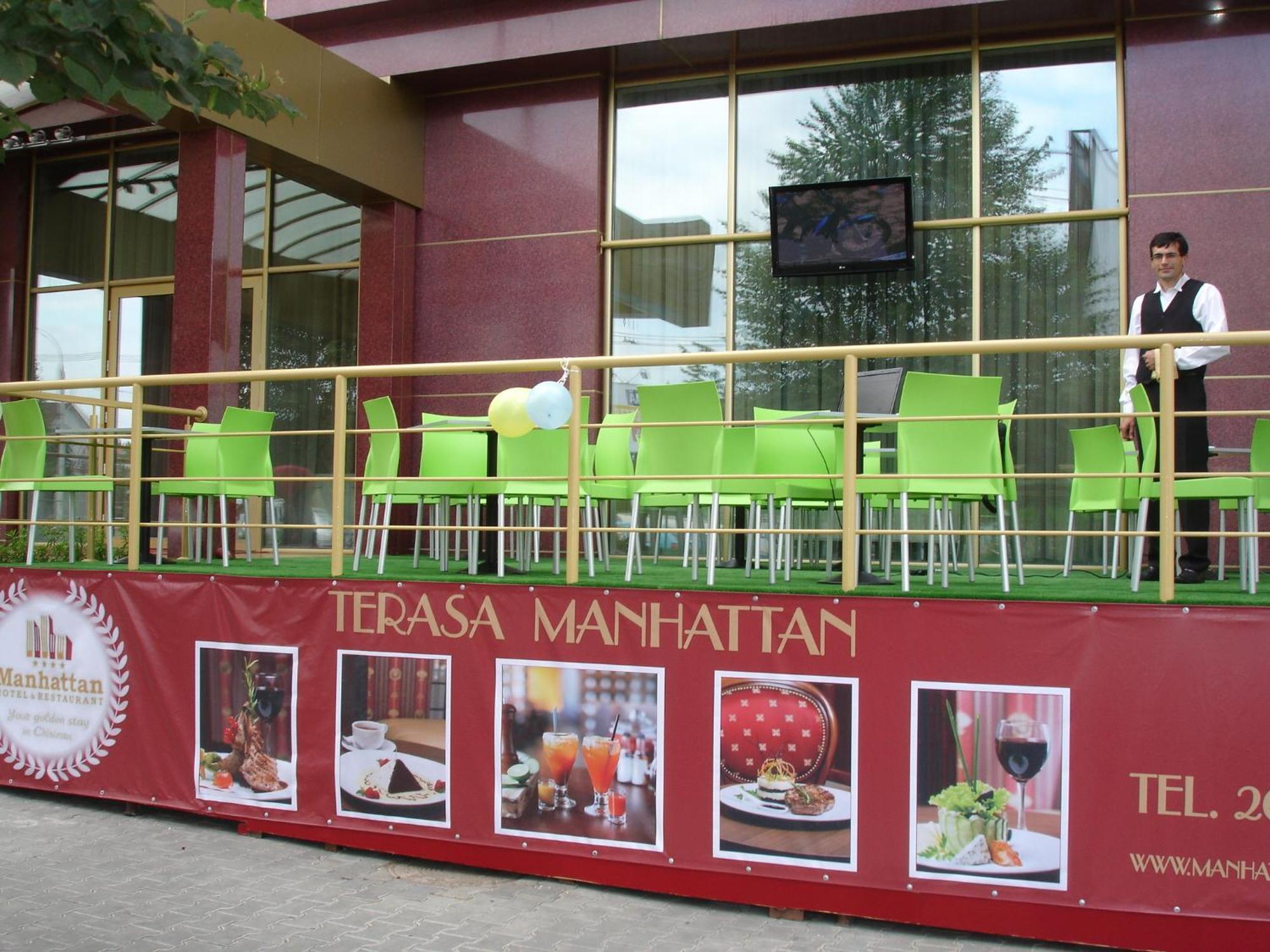 曼哈顿酒店＆餐厅 基希讷乌 外观 照片